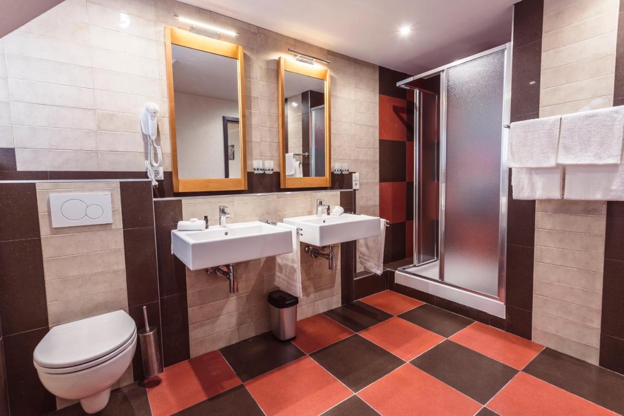 Hotel Roma Kehl Ngoại thất bức ảnh