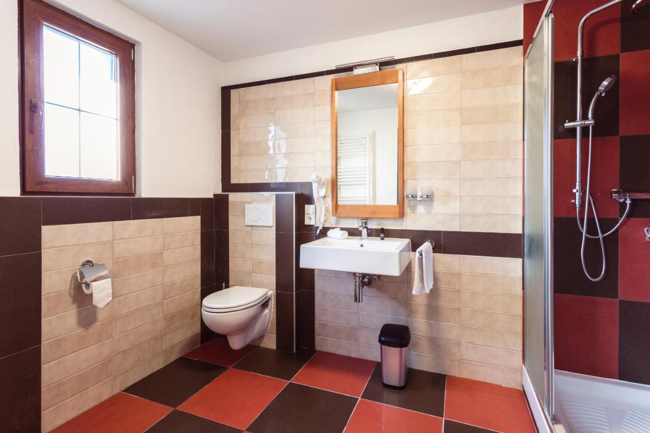 Hotel Roma Kehl Ngoại thất bức ảnh